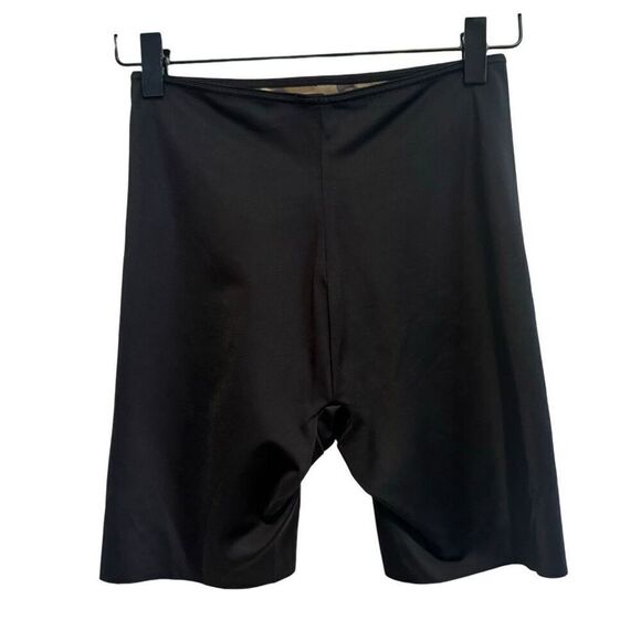 SPANX Simplicity Black Shorts Size M - Picture 1 of 4